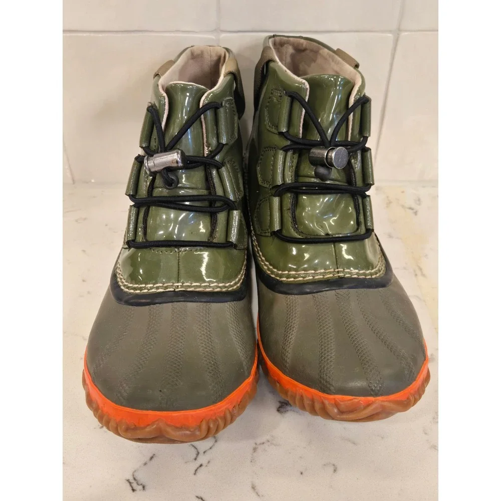 Sorel Out N About Rain Boots Waterproof Olive Green Orange  Womens 7.5